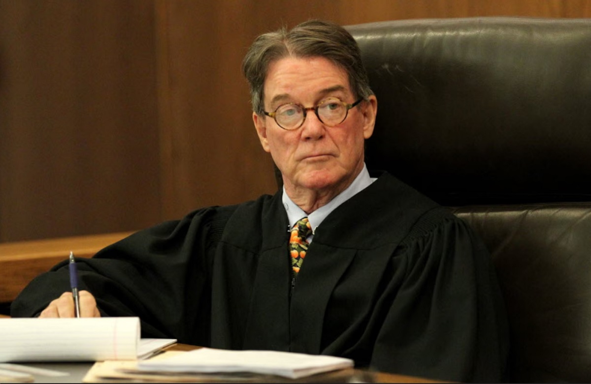 Судья Ричард МакМонагл, вынесший решение об исключении доказательств, полученных с помощью ИИ, из дела