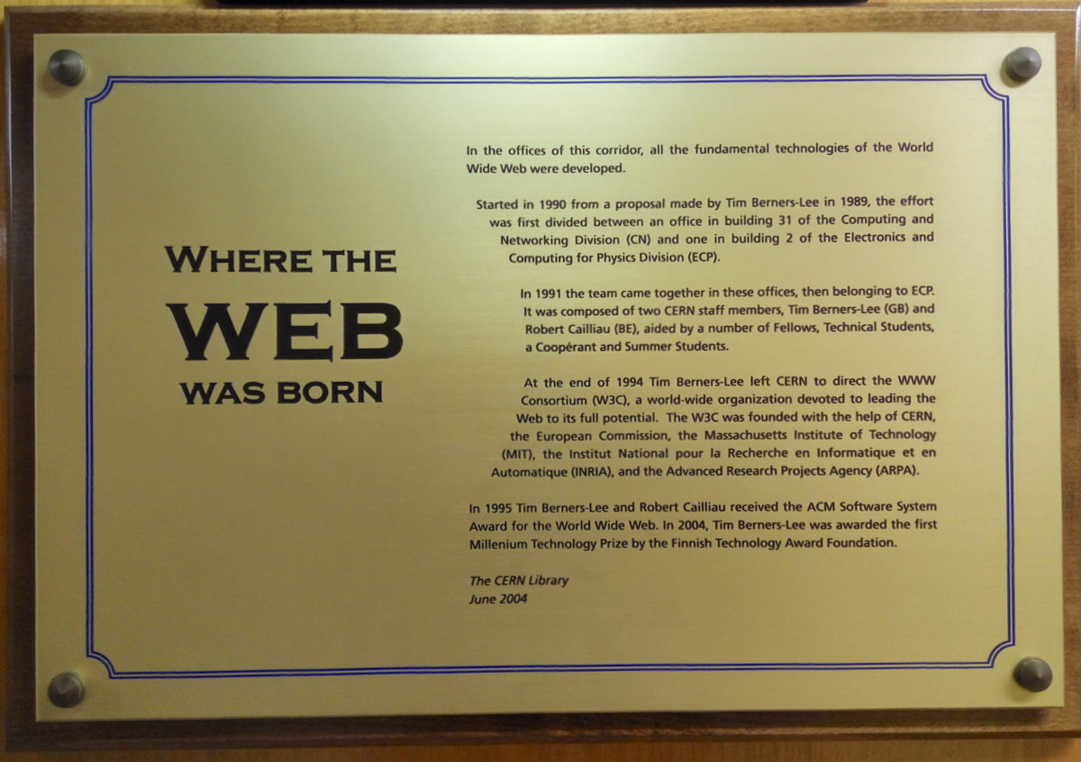 В стенах CERN (фото из личного архива Михаила)