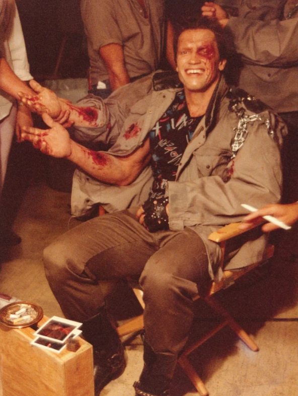 Жизнь и творчество режиссёра Джеймса Кэмерона — Часть 2. Хорошая ночь для прогулки - 108 Жизнь и творчество режиссёра Джеймса Кэмерона — Часть 2. Хорошая ночь для прогулки - 108