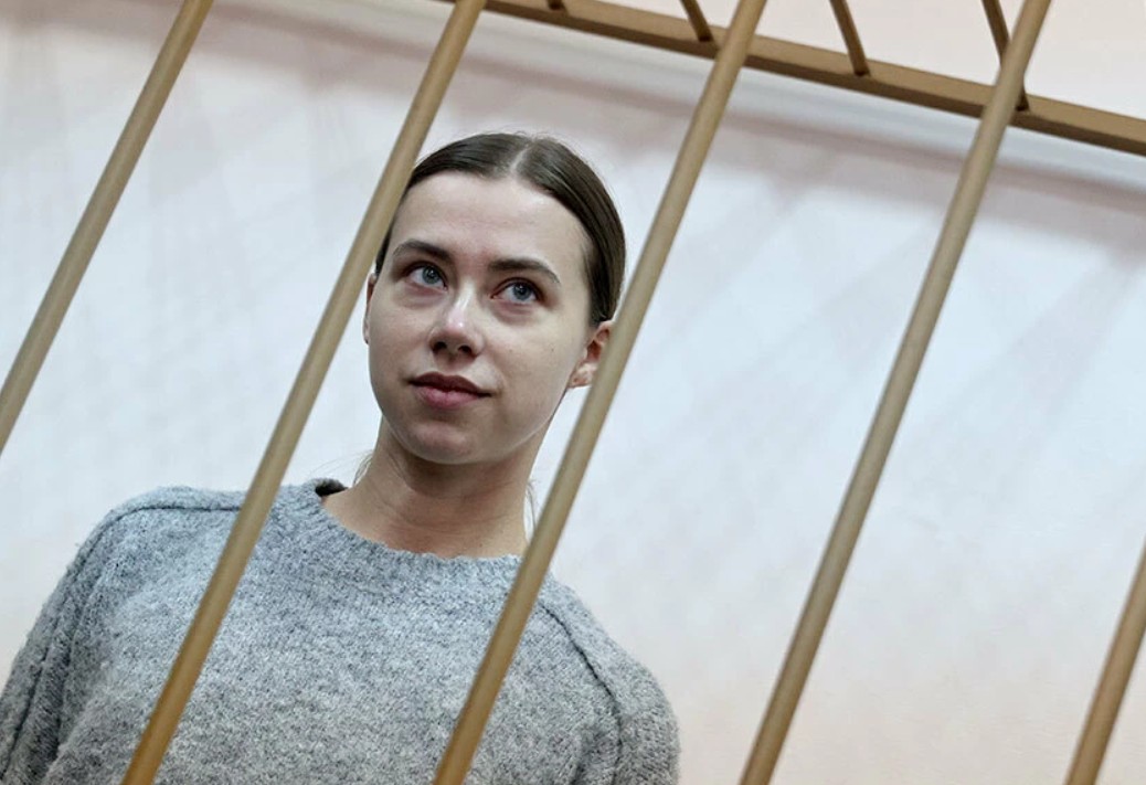 Дурова отпустили из Франции, а также запрет судами криминально-кринжовых стикерпаков для ТГ - 1