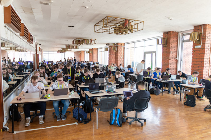 Хакатон SoC Design Challenge 2025: три дня «железа» и 245 студентов в Зеленограде - 2