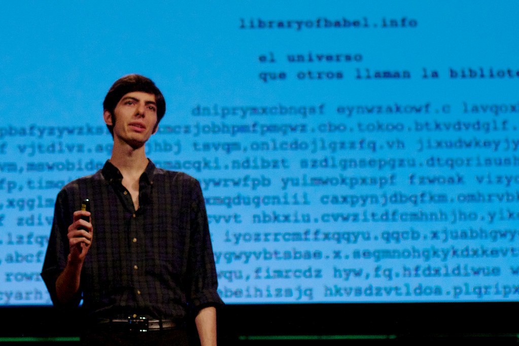Джонатан Базайл, автор сайта Library of Babel