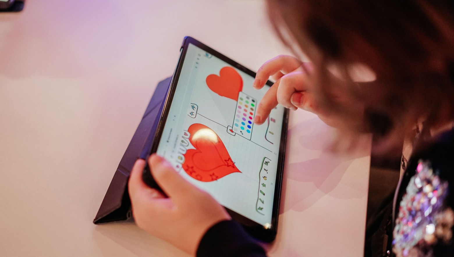 Превращаем магию в технологию: как волонтеры МТС знакомили детей с цифровым миром - 1 Превращаем магию в технологию: как волонтеры МТС знакомили детей с цифровым миром - 1