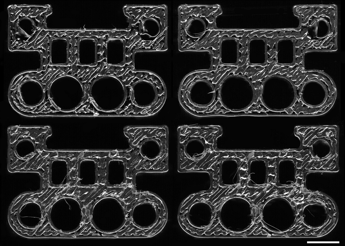 Четыре детали, напечатанные на четырёх разных принтерах. Благодаря микроскопическим дефектам ИИ-модель может определить конкретный принтер, на котором напечатана каждая деталь