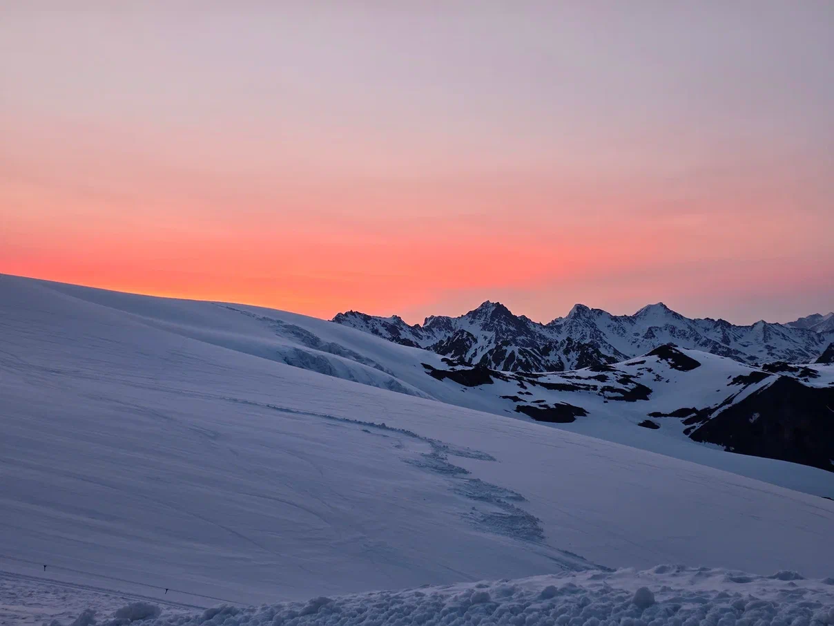 Взгляд со стороны: зачем айтишнику идти в гору 3 дня, вставать в 6 утра и любить позу голубя - 23 Взгляд со стороны: зачем айтишнику идти в гору 3 дня, вставать в 6 утра и любить позу голубя - 23
