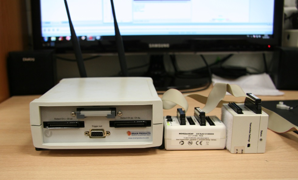 В лаборатории психофизиологии МГУ: ЭЭГ как инструмент реверс-инжиниринга мозга и интерфейс мозг-компьютер - 7 В лаборатории психофизиологии МГУ: ЭЭГ как инструмент реверс-инжиниринга мозга и интерфейс мозг-компьютер - 7