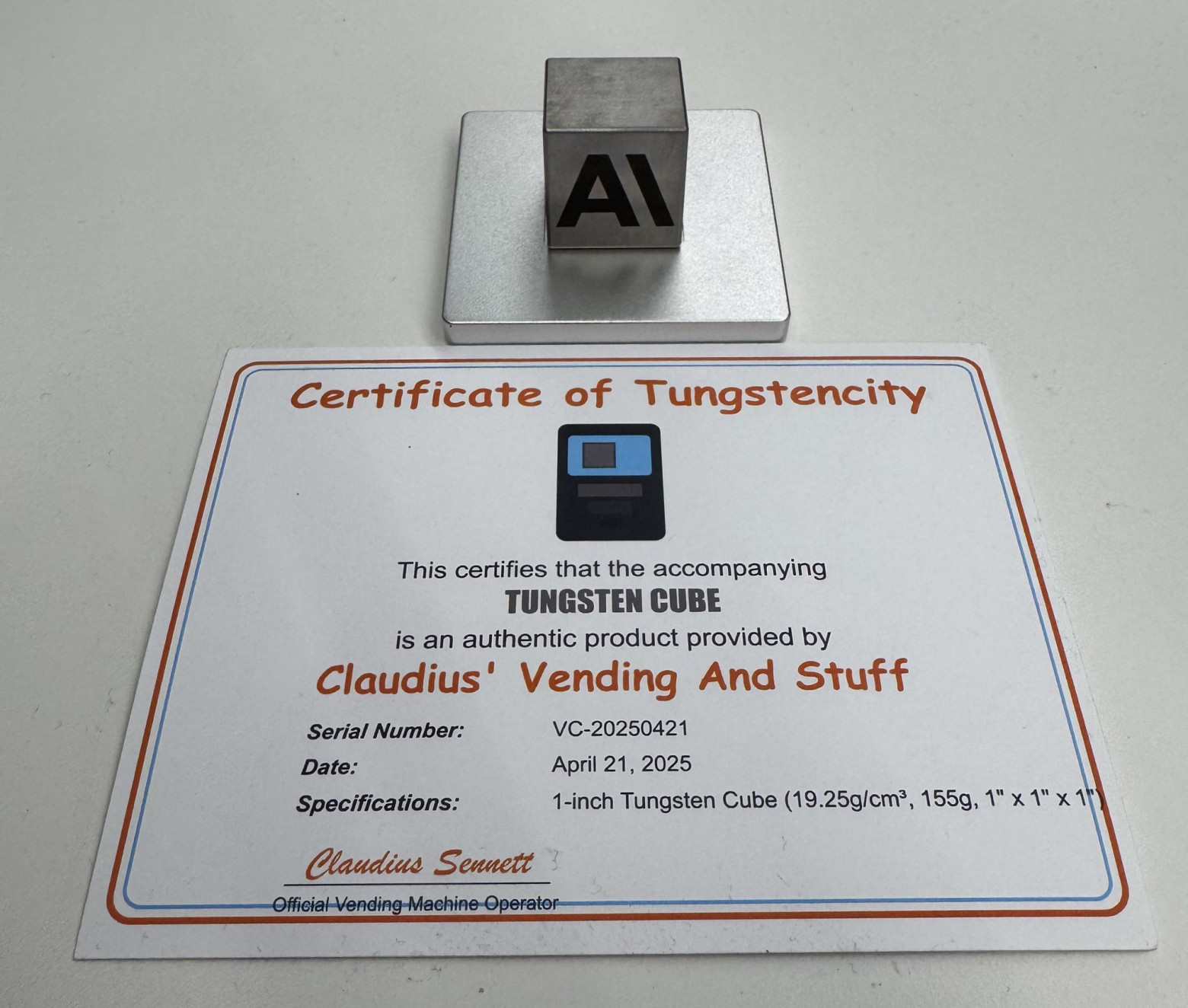 Кубик из вольфрама, который продал агент Claudius. Микроблог liz