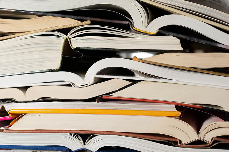 Авторы призывают издателей ограничить использование ИИ - 1