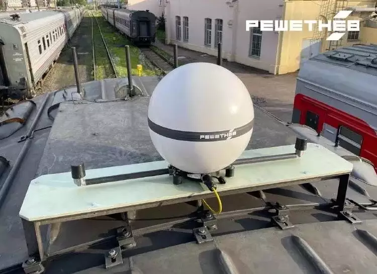 Пример антенны космической связи от АО «Решетнёв»