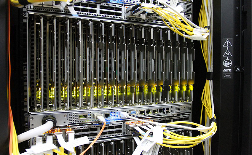 Суперкомпьютер «Ломоносов» помогает искать лекарство от коронавируса. Источник: Стимул