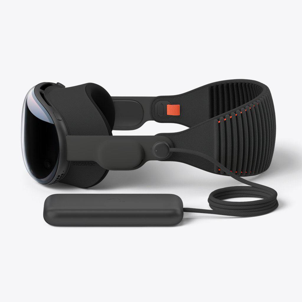 Важное уточнение: это будет не совершенно новое второе поколение Vision Pro. Цель обновления в этом году – повысить производительность и удобство устройства, которое пока не пользуется большим спросом у потребителей. Возможно, устройство станет доступно в чёрном цвете, который ранее утёк с предположением на более дешёвую версию устройства.