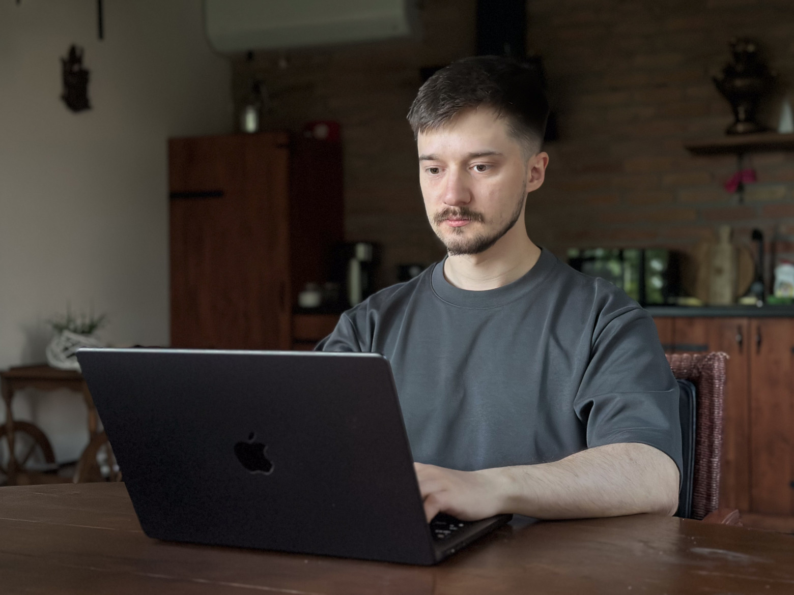 Быстрые гипотезы, AI инструменты в мобильной разработке и зачем CTO самому писать код - 3 Быстрые гипотезы, AI инструменты в мобильной разработке и зачем CTO самому писать код - 3