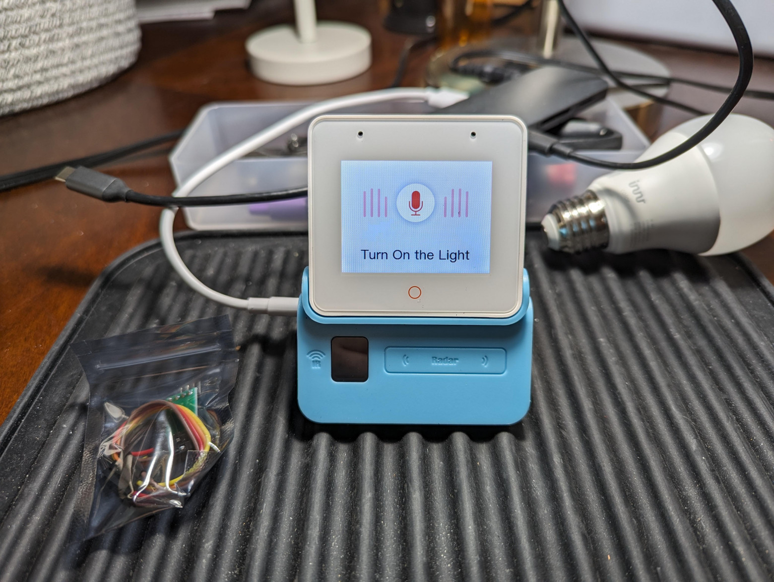 ESP32-S3-BOX. Фото из интернета