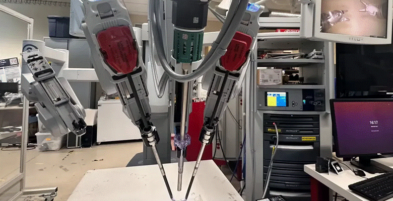 Робот-хирург SRT-H. Источник