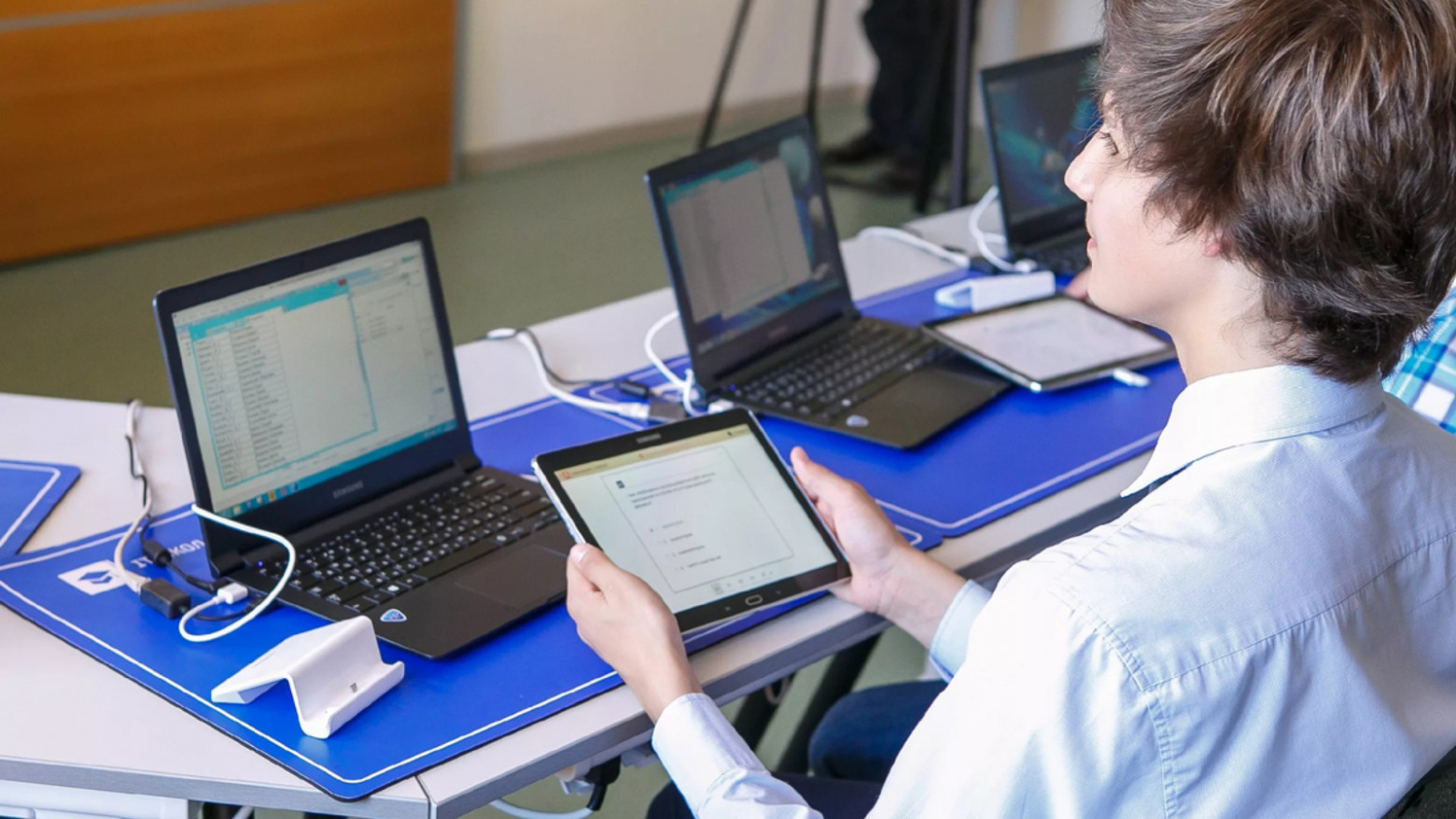 РосНОУ повысил свои позиции в рейтинге вузов-лидеров ИИ - 3