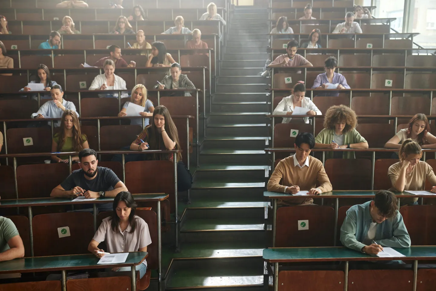 Призрачный DoS: как фейковые студенты США ломают открытость образования - 1 Призрачный DoS: как фейковые студенты США ломают открытость образования - 1