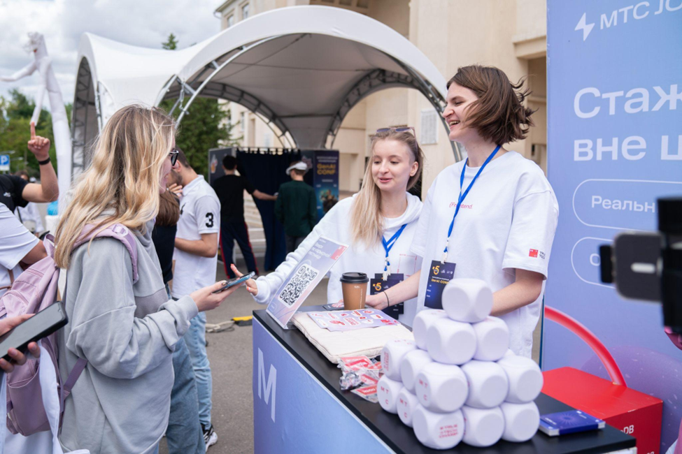 Зачем участвовать в ИТ-фестивалях? Смотрим на примере RuCode и разбираем кейсы - 8 Зачем участвовать в ИТ-фестивалях? Смотрим на примере RuCode и разбираем кейсы - 8