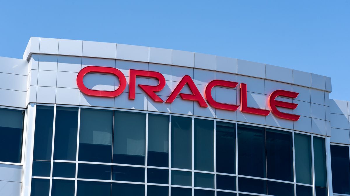 Oracle сократила 70 сотрудников команды проекта MySQL - 1