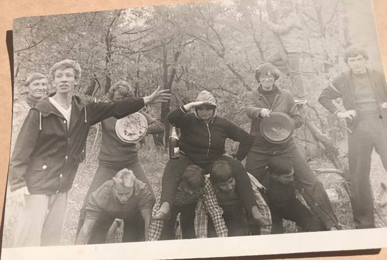 А тут изображали картину «Три богатыря»