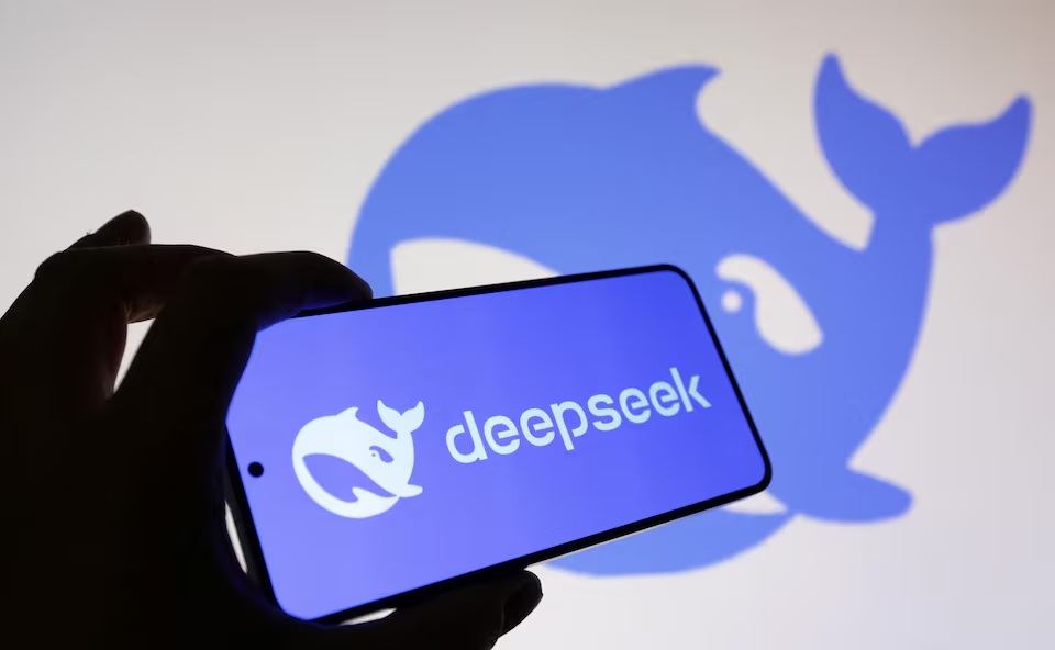 DeepSeek обошёл OpenAI и Google: компания влила в R1 294 тысячи долларов - 1