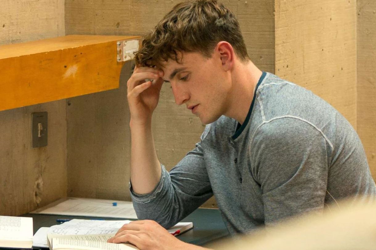 Исследование: зумеры предпочитают письменную работу гаджетам - 1