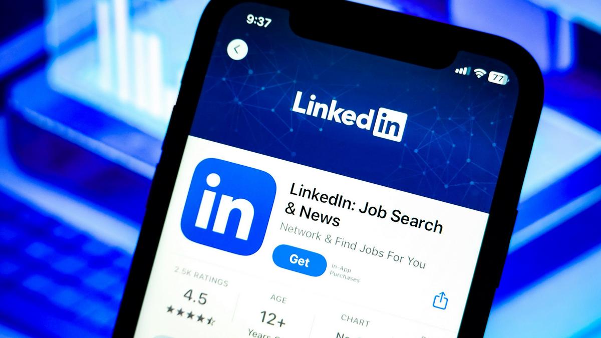 LinkedIn готовится начать обучение своего ИИ на профилях пользователей - 1