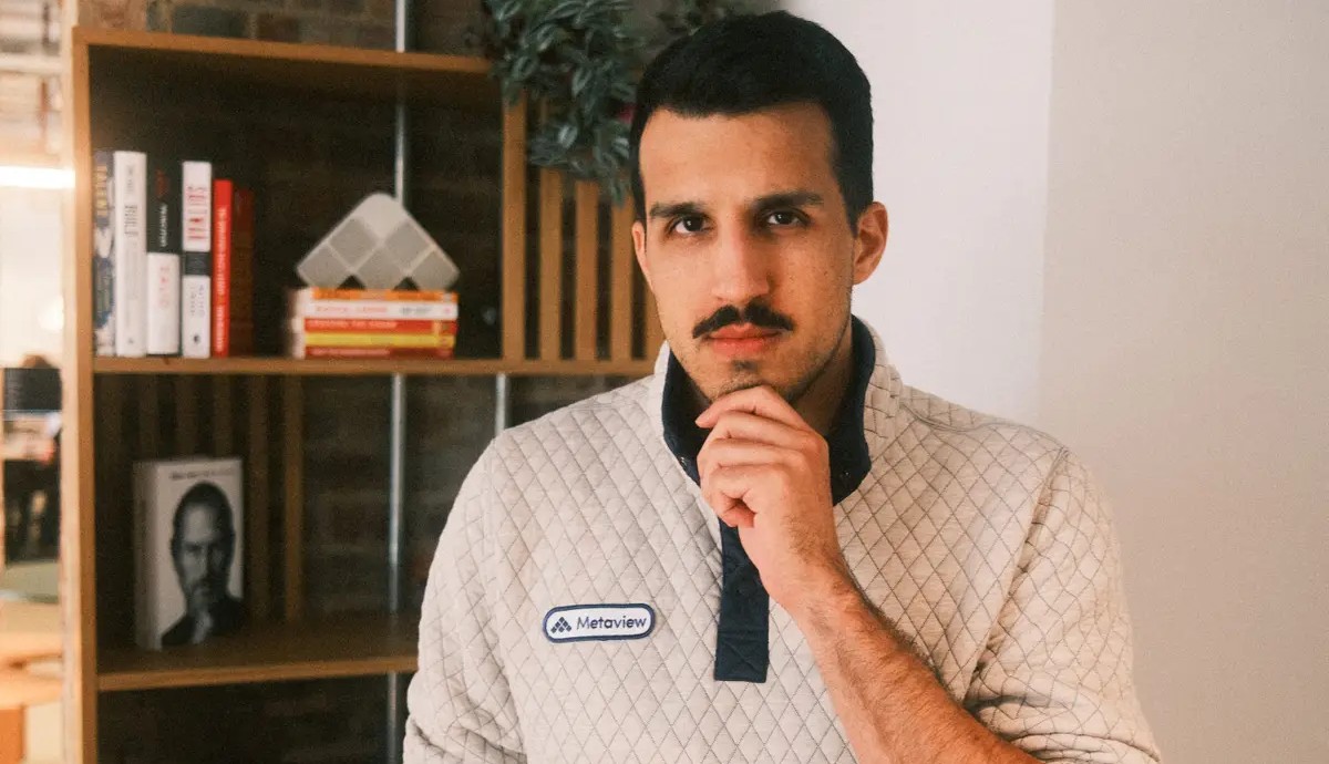 Техдиректор рекрутинговой ИИ-платформы Metaview готов платить по $100 тысяч за сотрудников по визе H-1B - 1