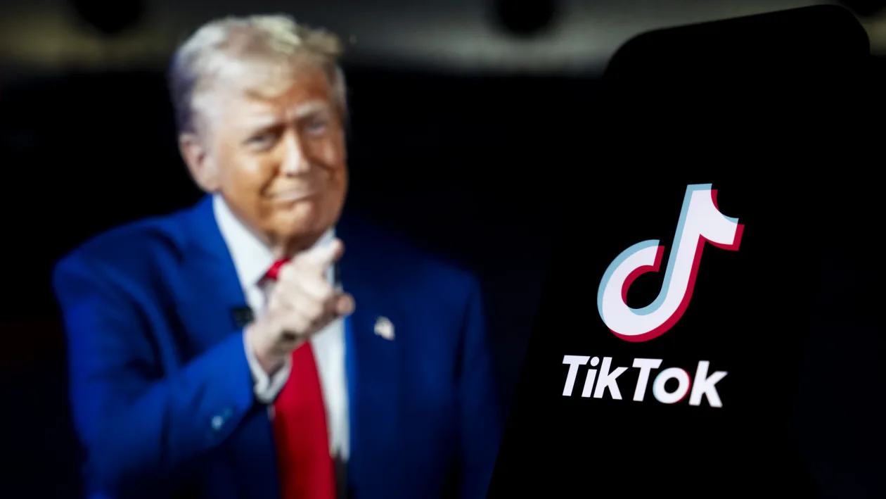 Трамп подписал указ о переходе TikTok к американским инвесторам - 1