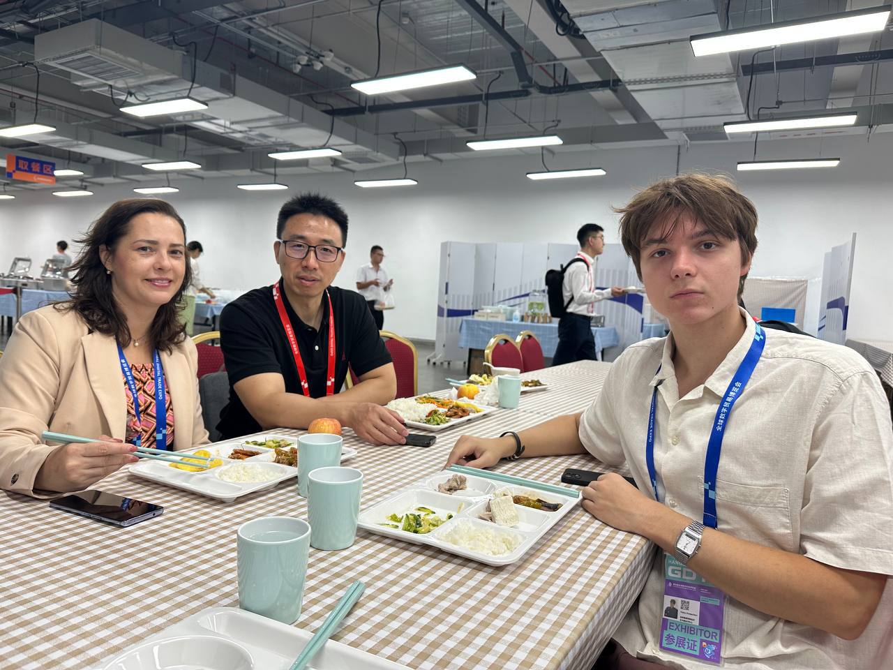 GDTE 2025: роботы дерутся, AI меняет бизнес, а мы нашли клиента на миллиарды — репортаж из Ханчжоу - 11