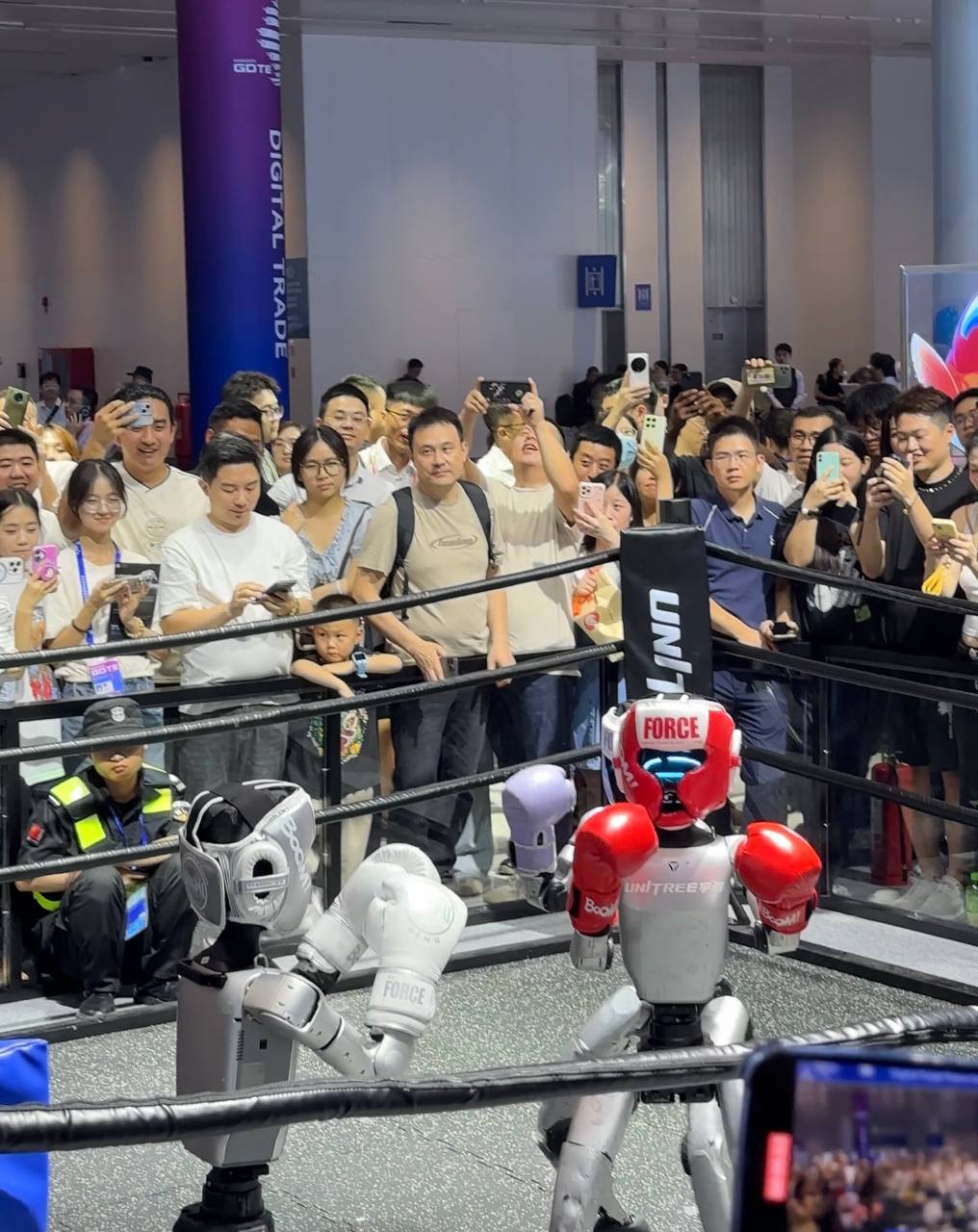 GDTE 2025: роботы дерутся, AI меняет бизнес, а мы нашли клиента на миллиарды — репортаж из Ханчжоу - 5