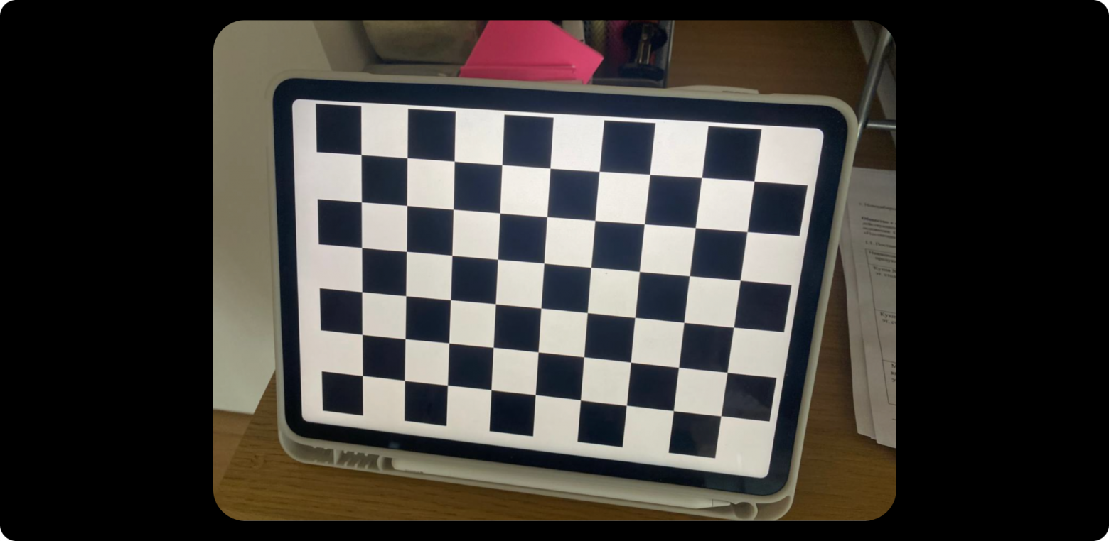 Делаем на каждую камеру 100 таких фото с разных углов