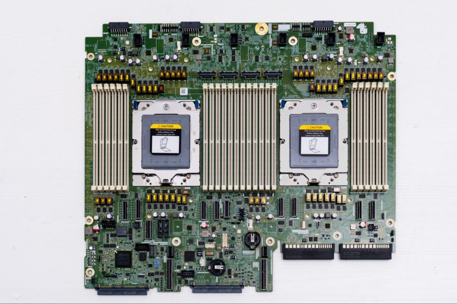 Плата на базе AMD, вид сверху.