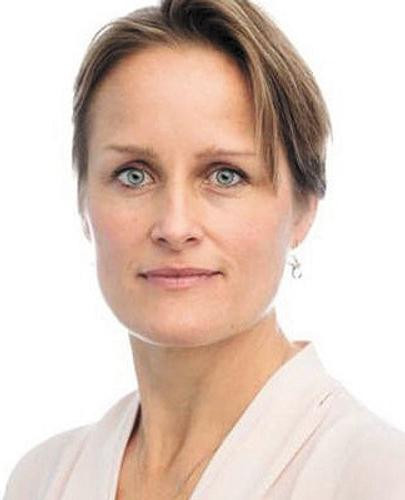 Блейз Метревели - профессиональный социальный антрополог, глава Секретной разведывательной службы (MI6). Хорошо понимает субъективную составляющую осознания молодежи