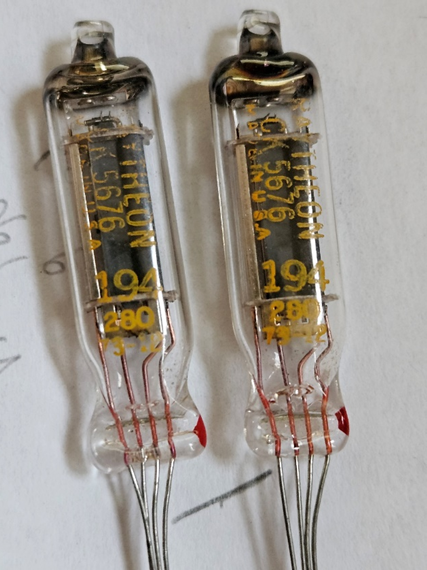 Рисунок 15. Радиолампы производства Raytheon CK5676, декабрь 1973г.