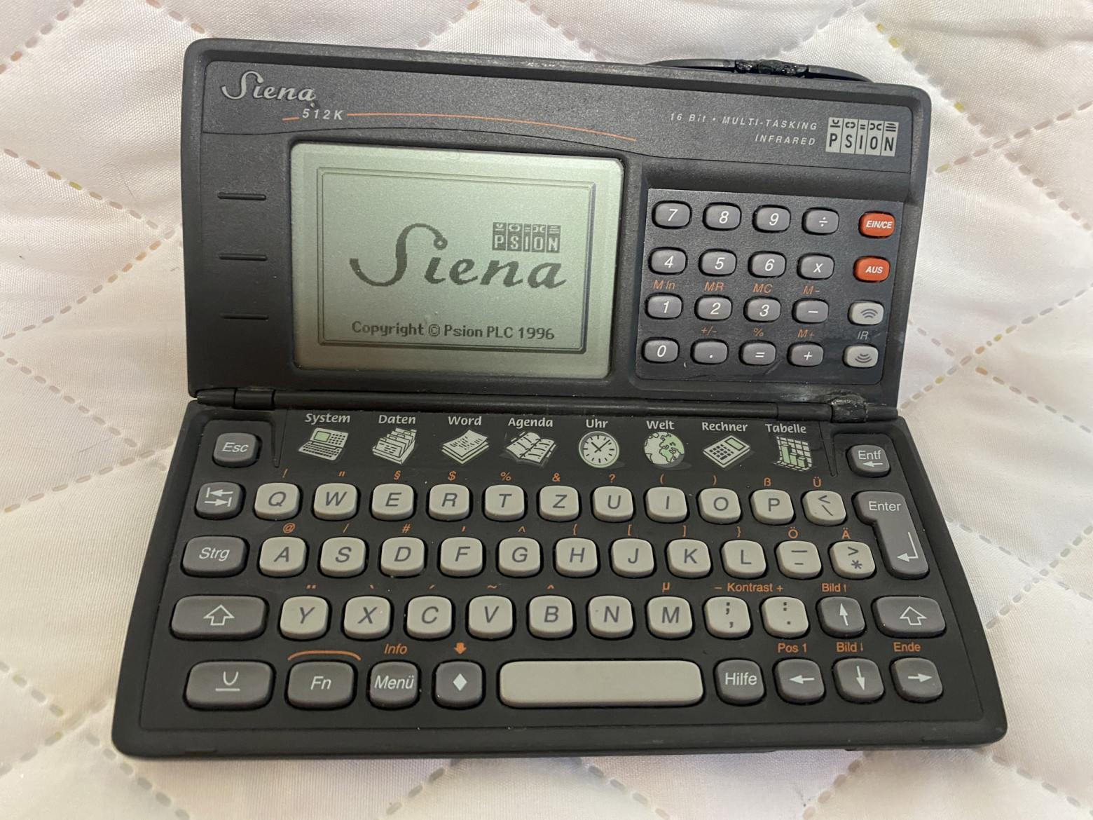 Psion Siena: карманный компьютер, который умел больше, чем кажется - 5 Psion Siena: карманный компьютер, который умел больше, чем кажется - 5
