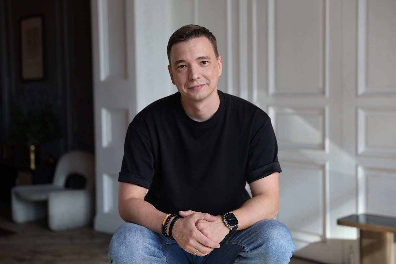 Знакомьтесь, это Александр