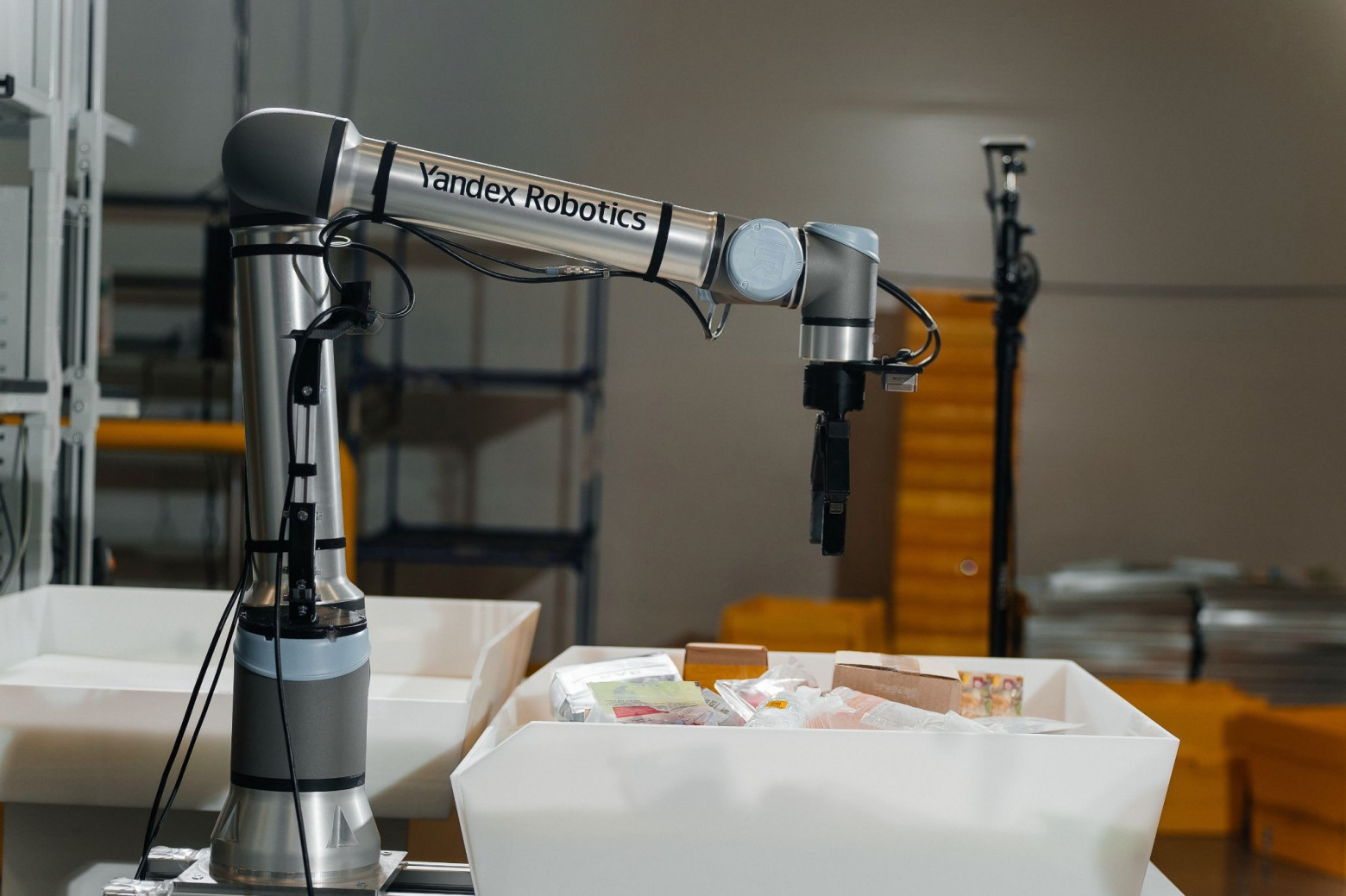 Яндекс работает над Physical AI: универсальный ИИ-мозг для роботов и автономного транспорта - 1