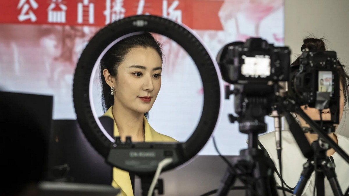 В Китае инфлюенсеры должны подтверждать свои знания реальным дипломом - 1