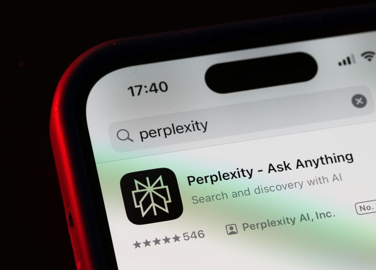 Amazon обвиняет Perplexity в мошенничестве из-за AI-агента Comet - 1