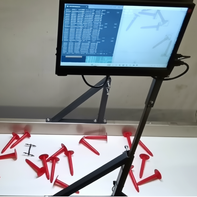 Конвейер с детекцией