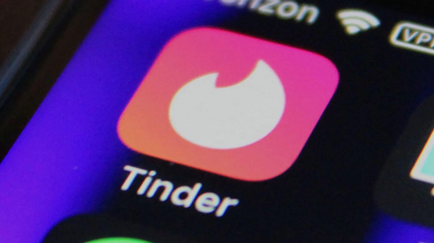 Tinder научит AI подбирать пары по фотографиям в смартфоне - 1