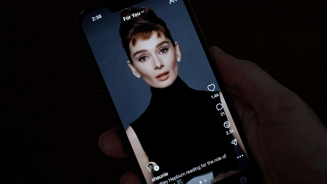 ИИ-Одри Хепберн