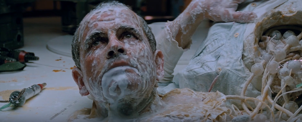 Сексуальный подтекст андроида Эша или как Бильбо Бэггинс попал в фильм непонятной категории - 10 Сексуальный подтекст андроида Эша или как Бильбо Бэггинс попал в фильм непонятной категории - 10