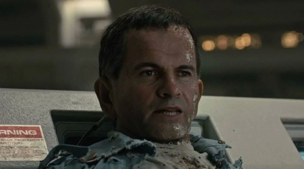 Сексуальный подтекст андроида Эша или как Бильбо Бэггинс попал в фильм непонятной категории - 23 Сексуальный подтекст андроида Эша или как Бильбо Бэггинс попал в фильм непонятной категории - 23