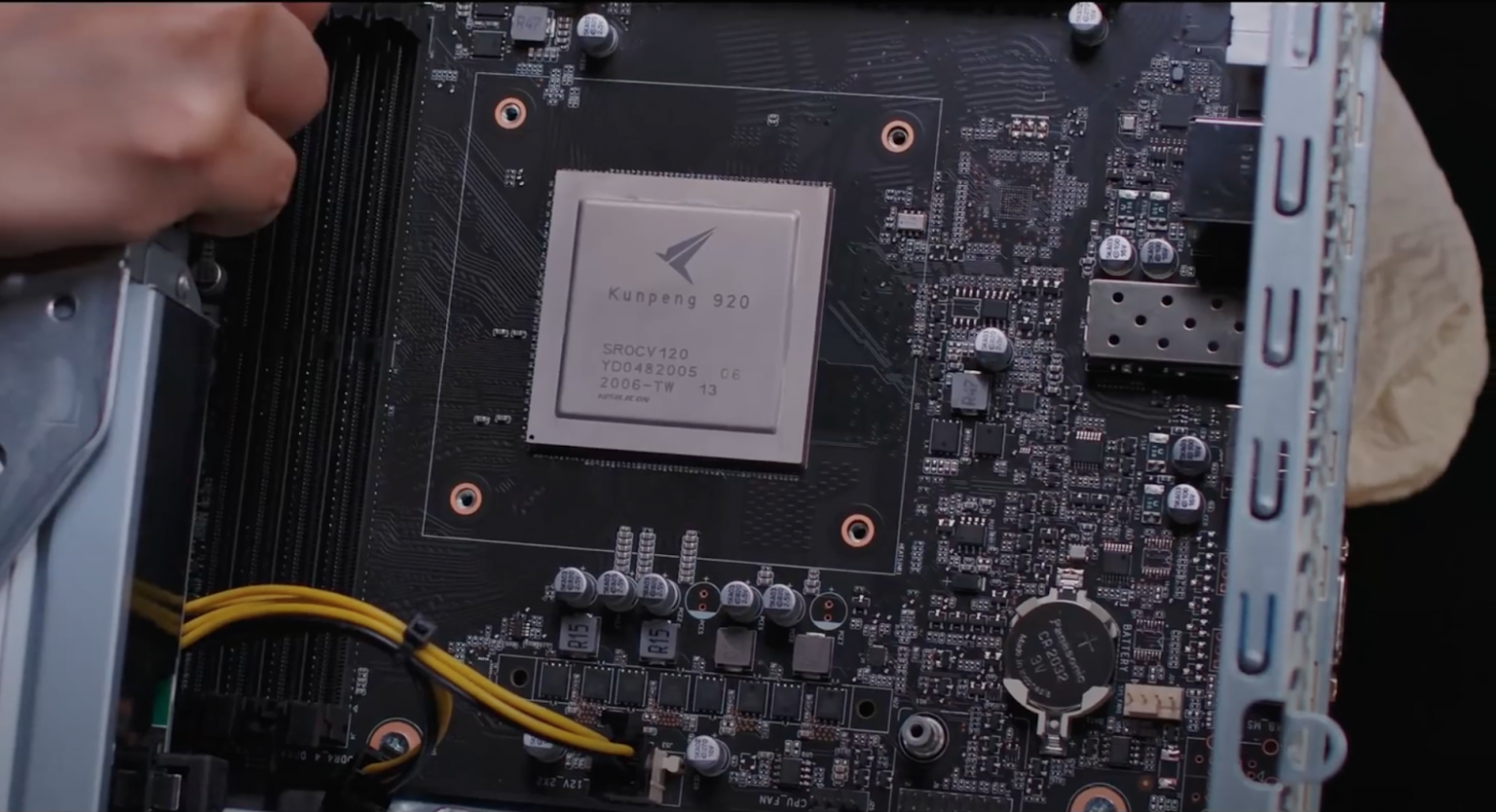 Как китайцы убили x86, ARM и создали своё — детектив Восточном экспрессе - 16