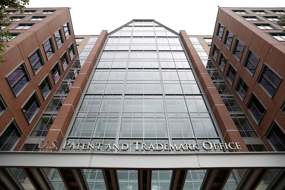 США официально подтвердили, что искусственный интеллект не может считаться изобретателем - 1