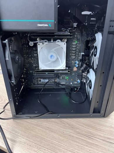 Бракованная плата только помигала нам светодиодами