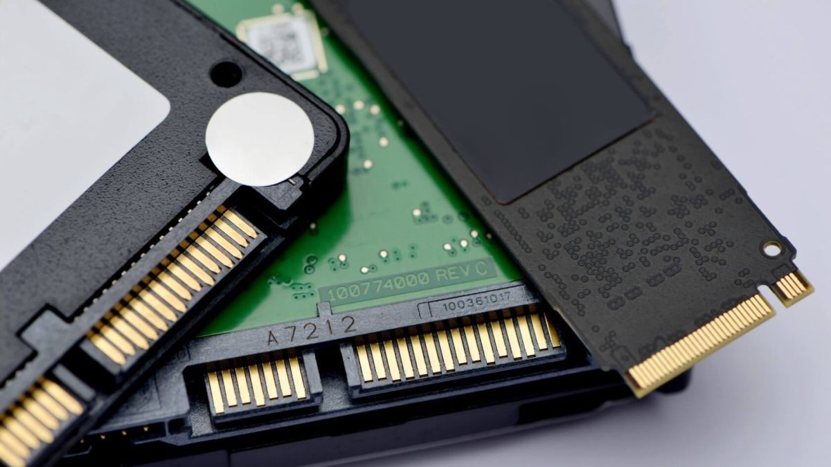 Samsung опровергла слухи об уходе с рынка бюджетных накопителей SATA-SSD - 1