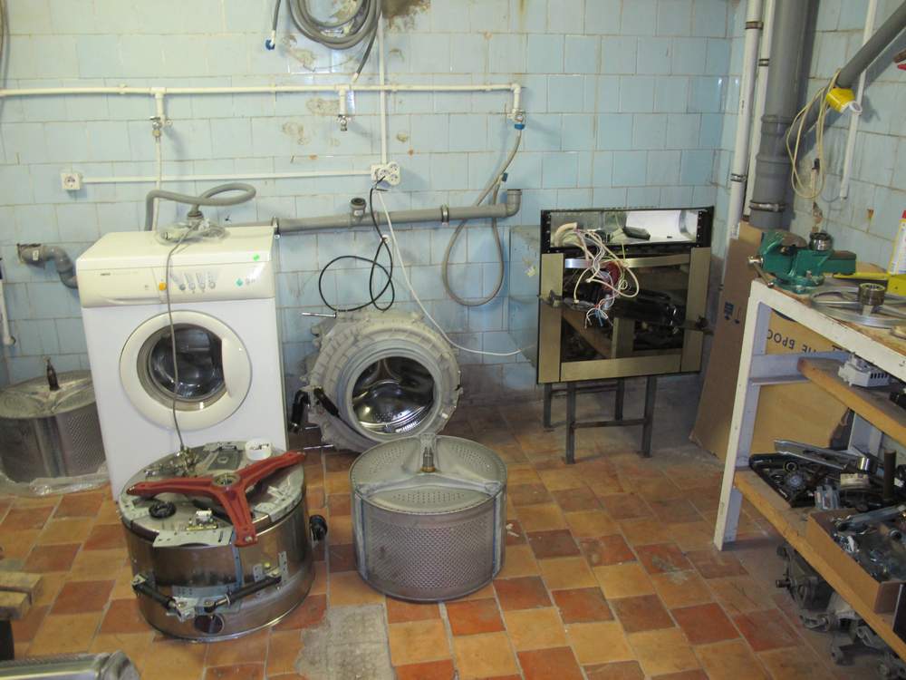 У меня 15 лет был бизнес, и вот почему лучше пойти на завод - 1 Сестра довольна