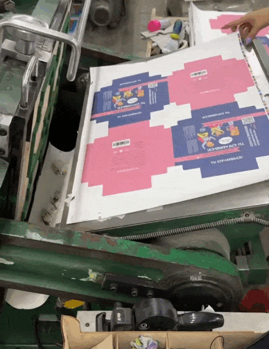 Все смыслы и сценарии пишу я сам. Никаких методистов.